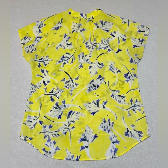 CAbi Size Small 5213 Stevie Yellow Floral Top Oversized Short Sleeve Blouse - Picture 3 of 6